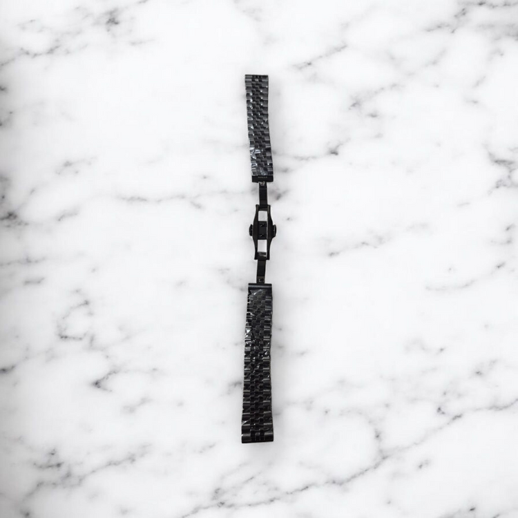 Rallé 19mm Black Stainless Steel bracelet - Side view showing refined craftsmanship and premium detail.