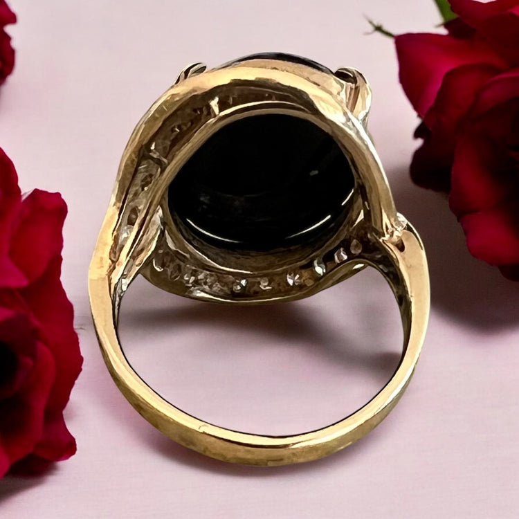 Vintage 14 Karat Yellow Gold Onyx and Diamond Ring