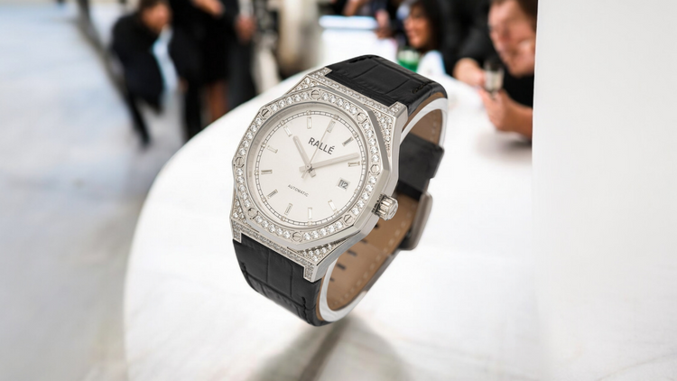 Diamond Elegant