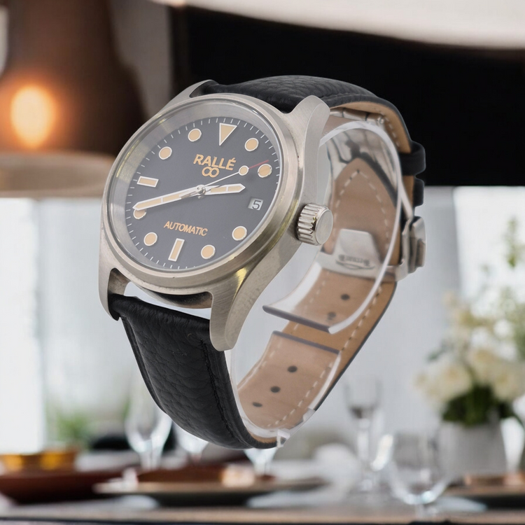 Rallé Pre-owned Nightshade - Case back and strap detail view showing refined craftsmanship.