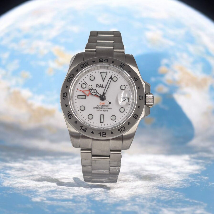 Traveler GMT