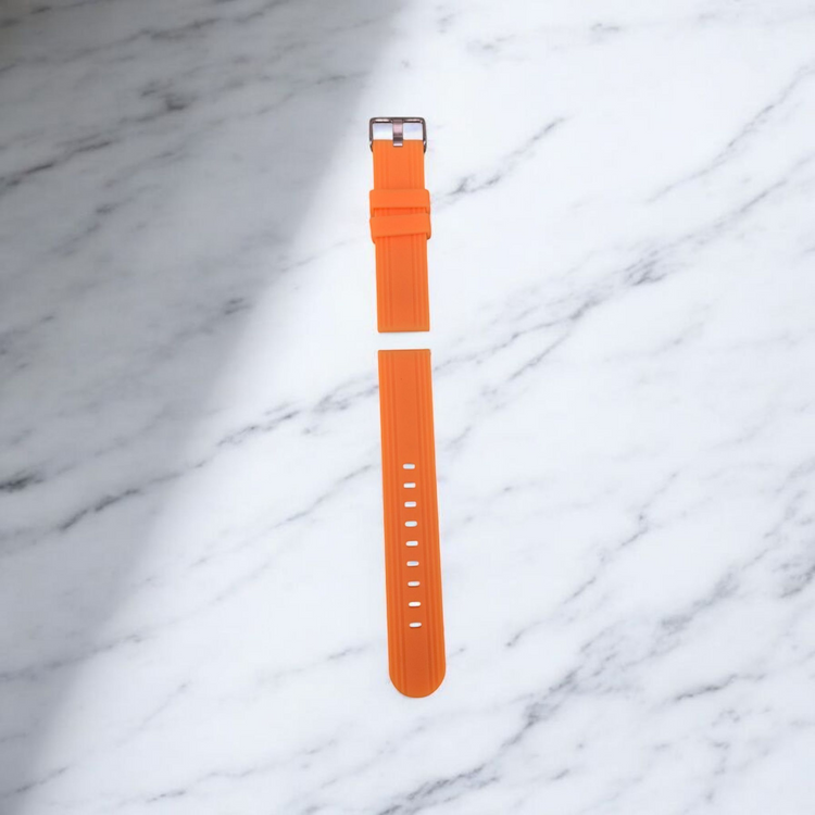 Rallé Silicone Watch Bands 20mm (Buckle Clasp) - Angle view showing refined craftsmanship and premium detail.
