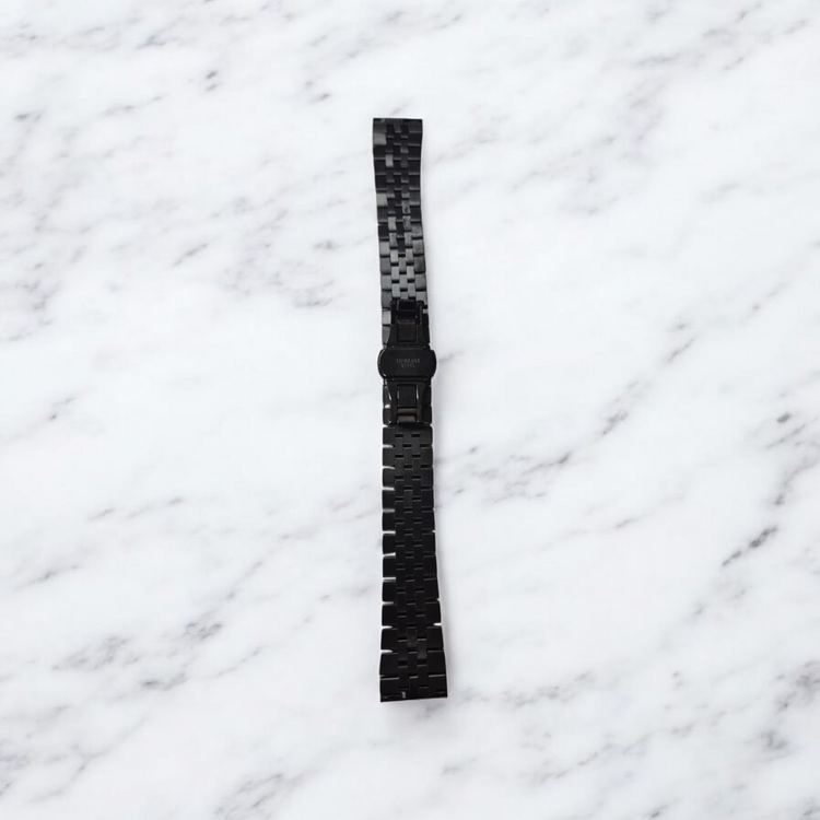 Rallé 19mm Black Stainless Steel bracelet - Angle view showing refined craftsmanship and premium detail.
