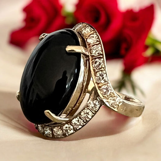 Vintage 14 Karat Yellow Gold Onyx and Diamond Ring