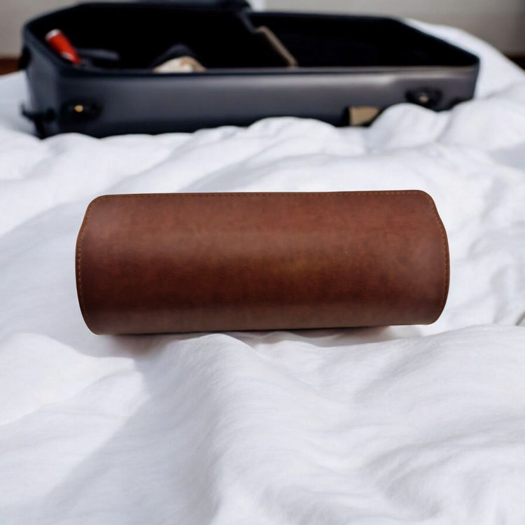 Rallé Three Slot Leather Travel Roll - Alternate view showing refined craftsmanship and premium detail.