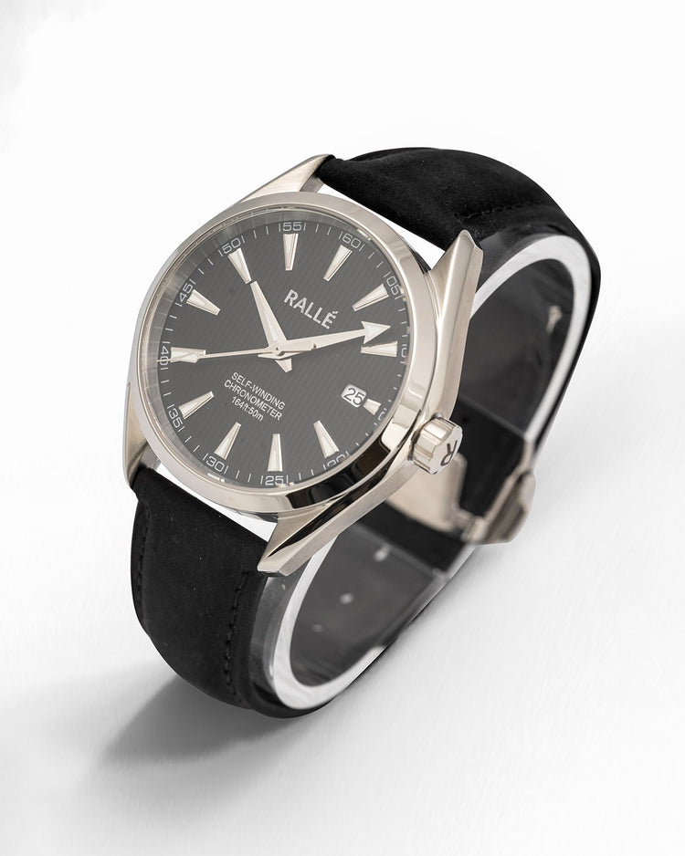Rallé CLASSIC Watch - Hero view showing premium stainless steel case and dial details.